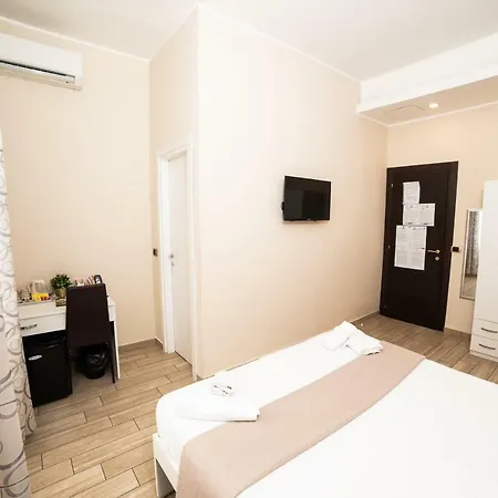 Metropolitan 3* Napoli