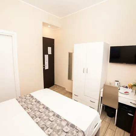 Metropolitan 3* Naples