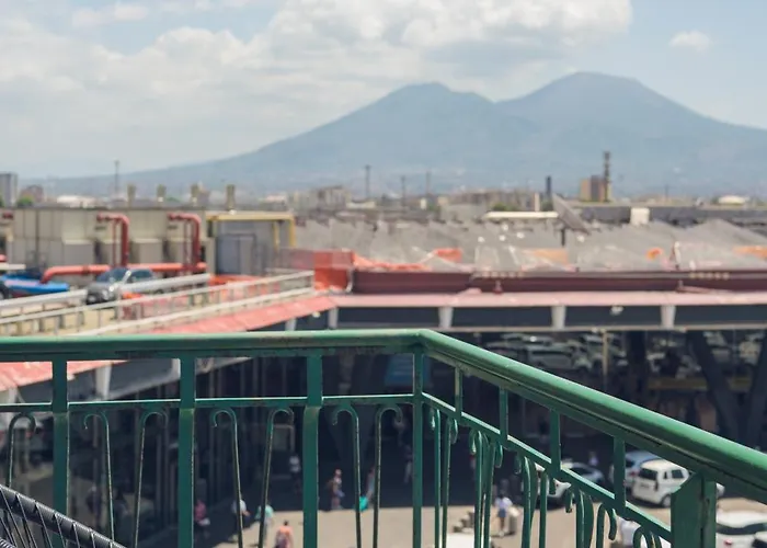 Metropolitan Nápoles