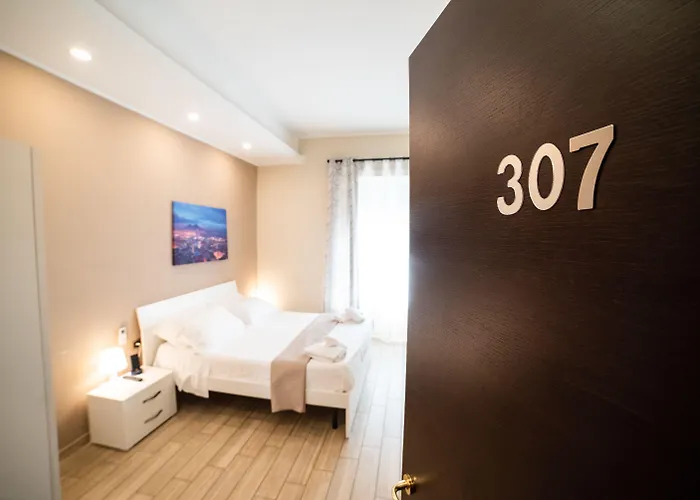 Metropolitan 3* Nápoles