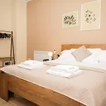 Metropolitan Bed & Breakfast